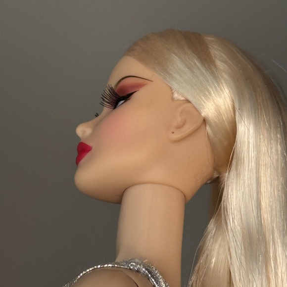 Fashion Doll Articulated Surrealist Gala Véronique Integrity Sinuhe Guzman FR IT - Picture 5 of 8